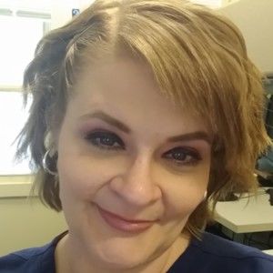 Meet your Posher, Lucy